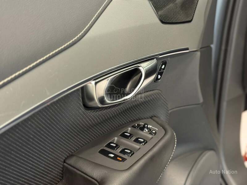 Volvo XC90 R-Design B5 AWD