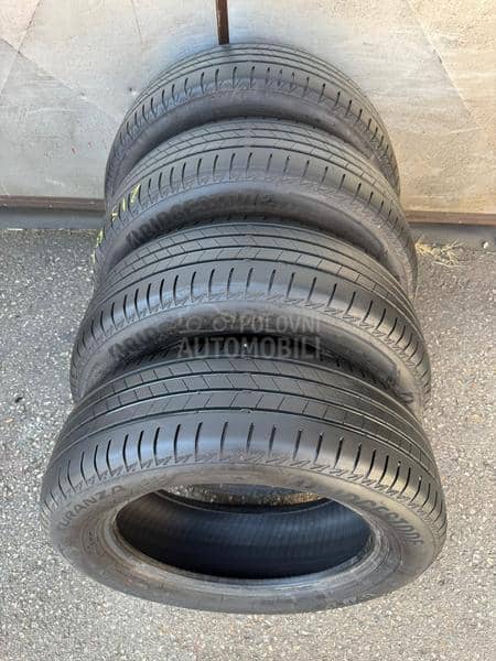 Bridgestone 215/60 R17 Letnja