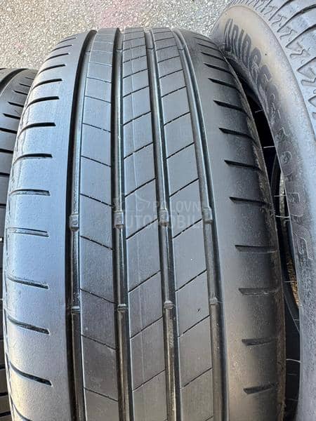 Bridgestone 215/60 R17 Letnja