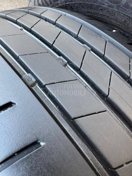 Bridgestone 215/60 R17 Letnja
