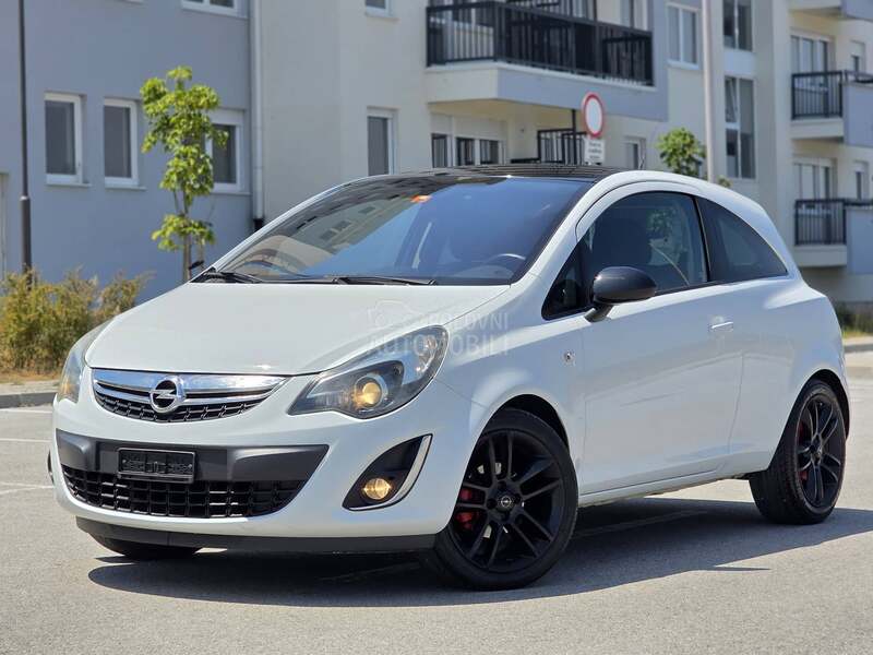 Opel Corsa D 1.4 Color Edition