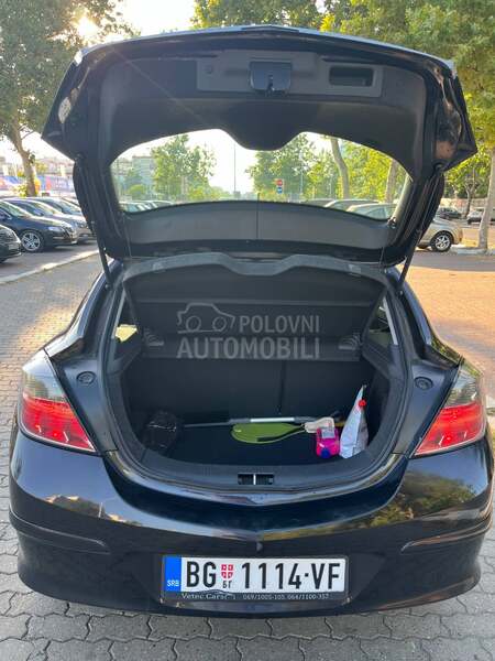 Opel Astra H 1.7 GTC