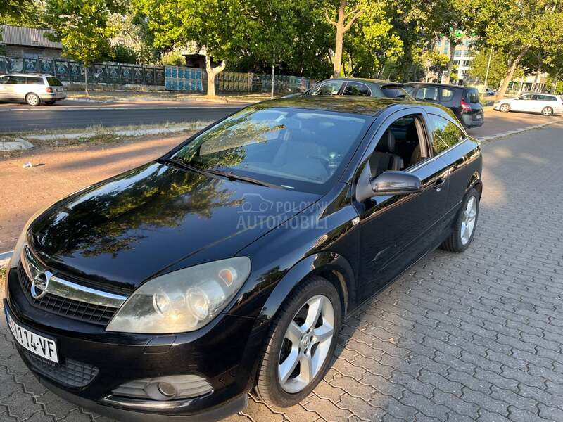 Opel Astra H 1.7 GTC