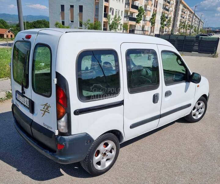Renault Kangoo 5 sedista