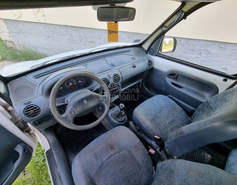 Renault Kangoo 5 sedista