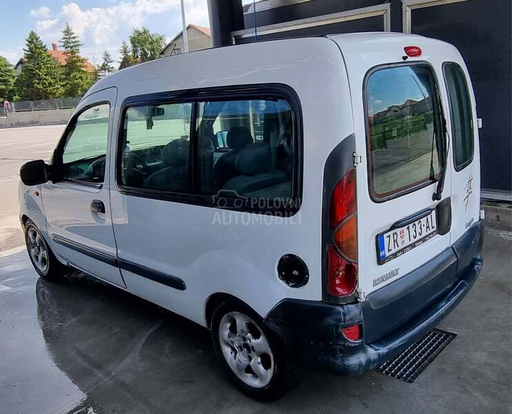 Renault Kangoo 5 sedista