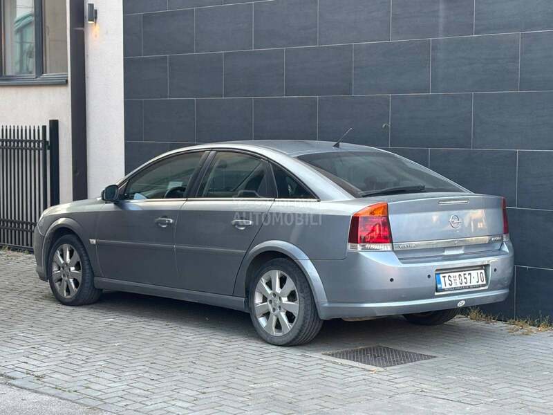 Opel Vectra C 1.9 GTC