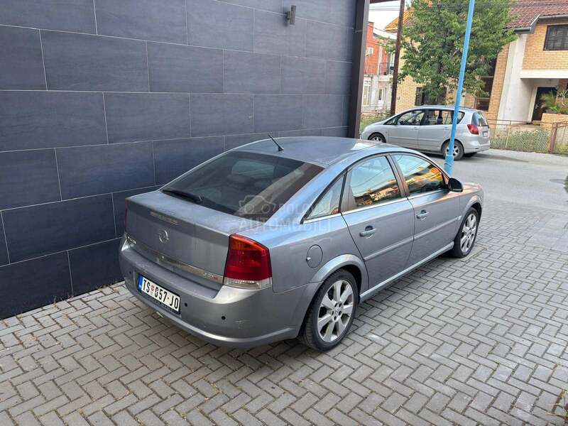 Opel Vectra C 1.9 GTC