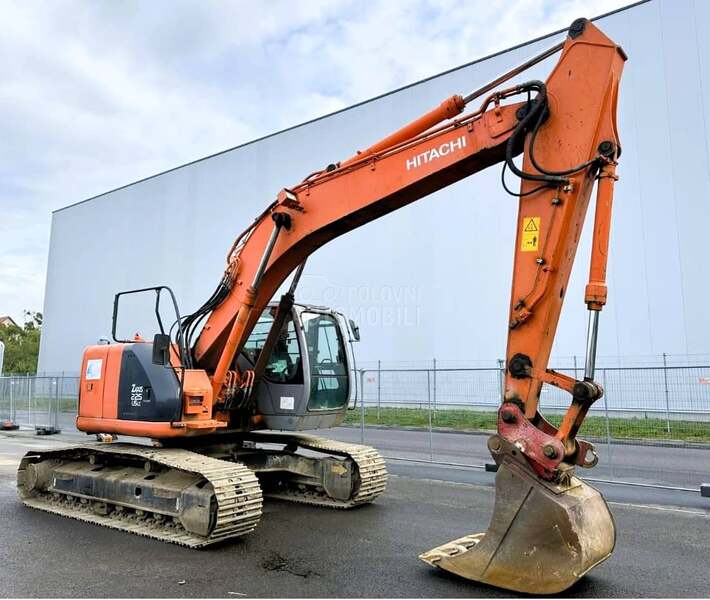Hitachi ZAXIS ZX 225 US LC / 24t