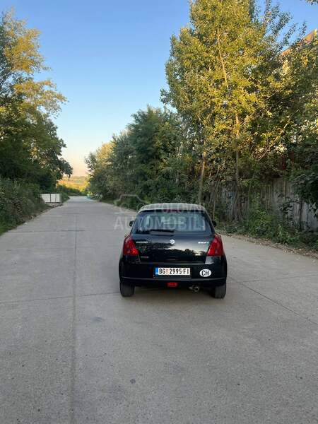 Suzuki Swift a u t o m a t i k