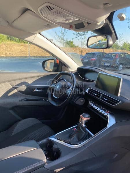 Peugeot 3008 1.5 BlueHDi