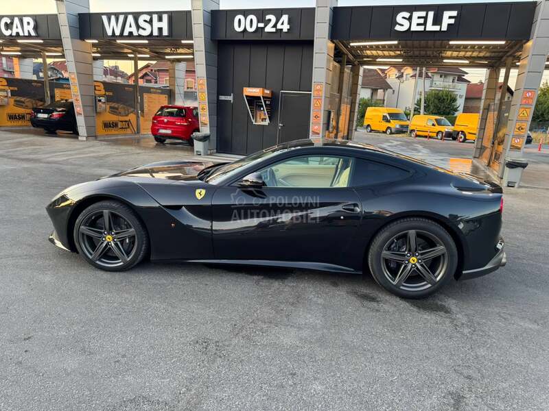Ferrari F12 berlinetta