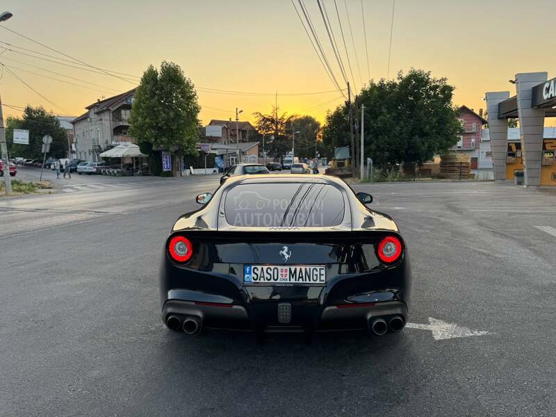 Ferrari F12 berlinetta