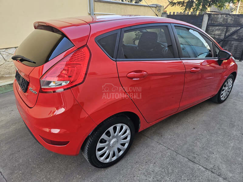 Ford Fiesta 1.6 tdci 5 v r a t a