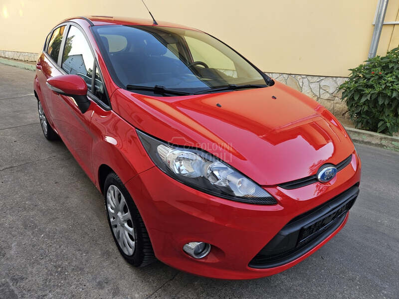 Ford Fiesta 1.6 tdci 5 v r a t a