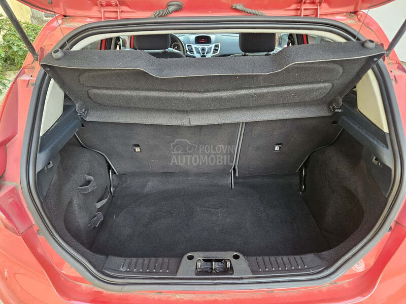 Ford Fiesta 1.6 tdci 5 v r a t a