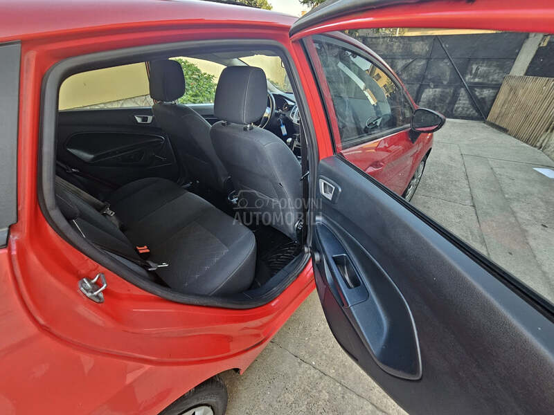 Ford Fiesta 1.6 tdci 5 v r a t a