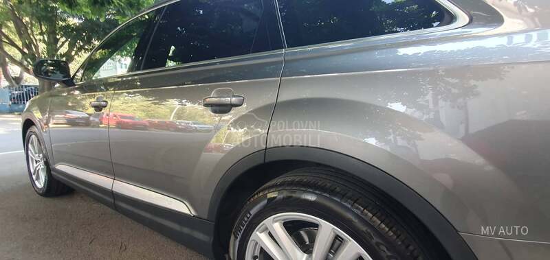 Audi Q7 30TDI 272HP PAN0RAMA