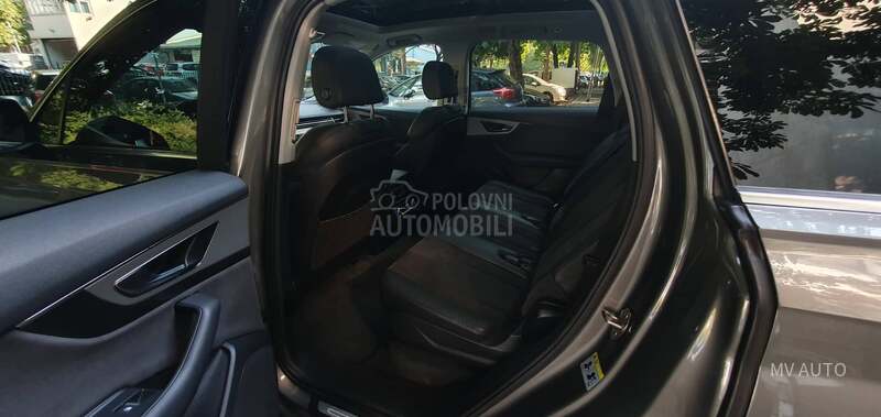 Audi Q7 30TDI 272HP PAN0RAMA