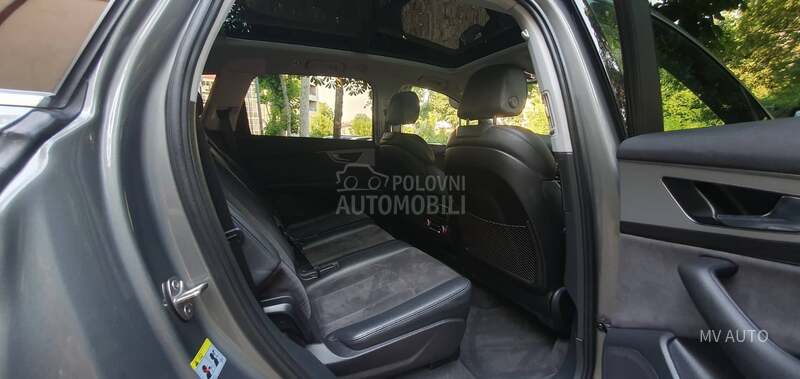 Audi Q7 30TDI 272HP PAN0RAMA