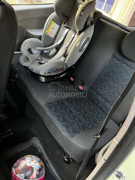 Renault Twingo 1.2 8v