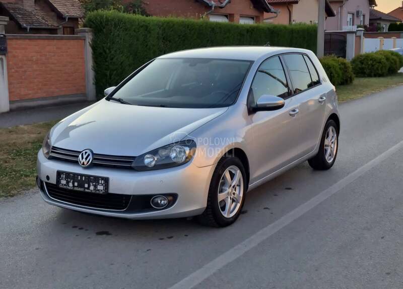 Volkswagen Golf 6 1.6 tdi / DSG