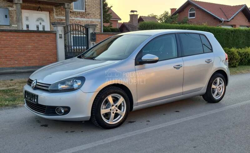 Volkswagen Golf 6 1.6 tdi / DSG