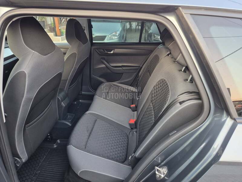 Škoda Fabia 1.2 TSI DSG STYLE