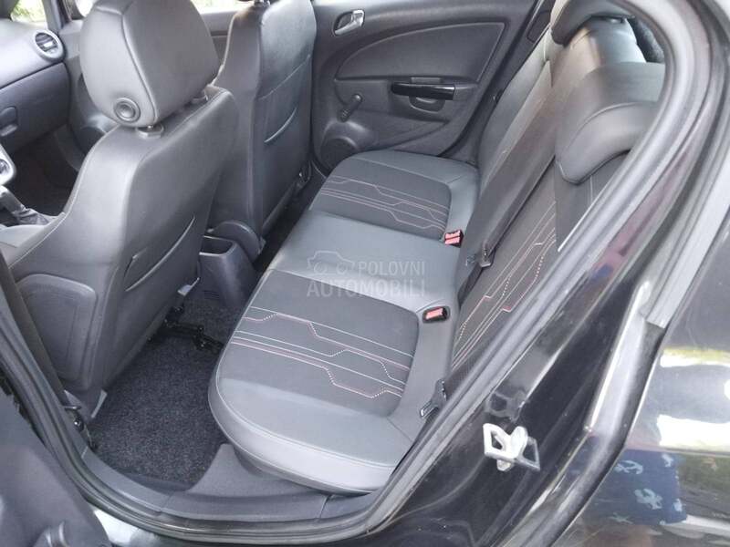 Opel Corsa D 1.3 CDTI crn