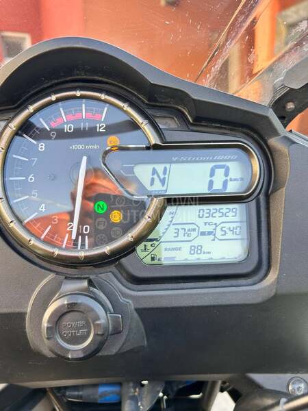 Suzuki V Strom 1050