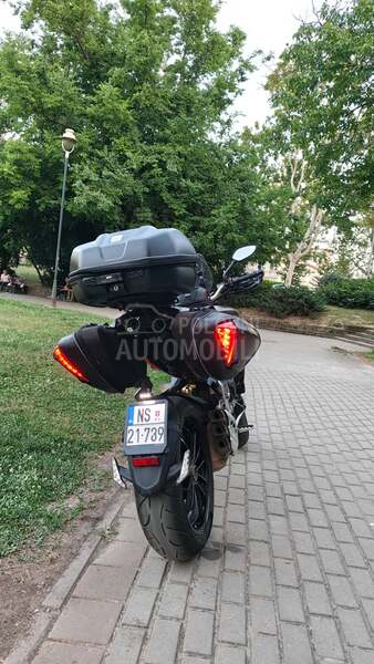 MV Agusta STRADALE 800