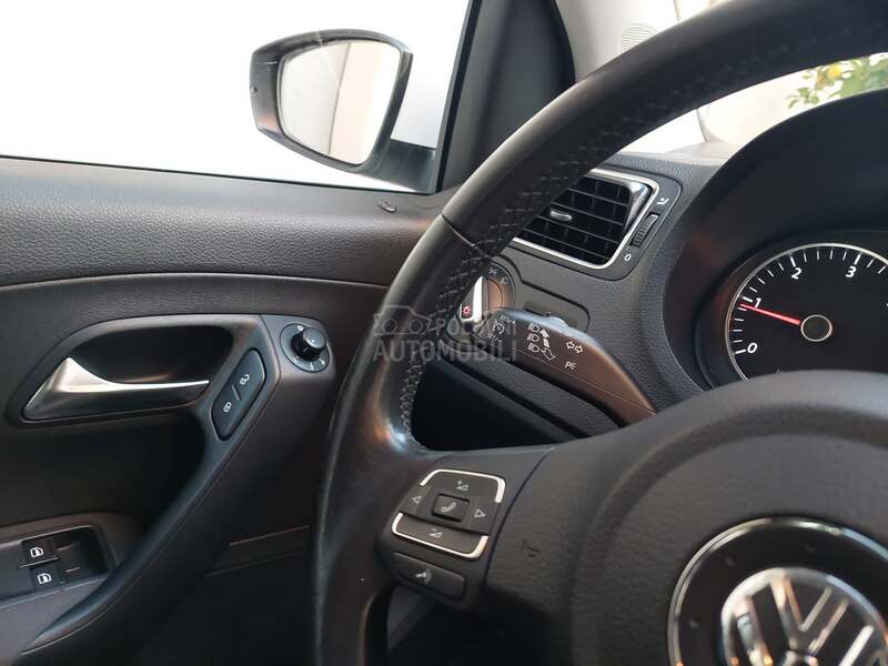 Volkswagen Polo 1.2TDI/ F U L L/