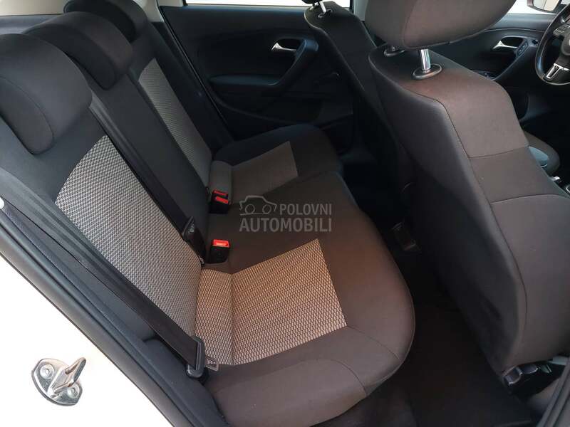 Volkswagen Polo 1.2TDI/ F U L L/