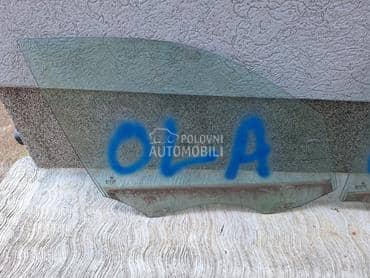 Staklo prednje desno X1 E84 za BMW X1 od 2009. do 2015. god.