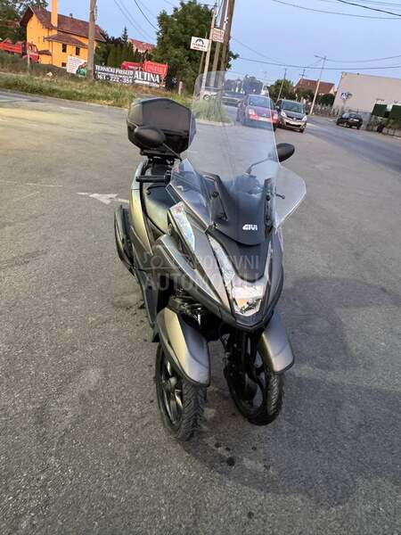 Yamaha TriCity