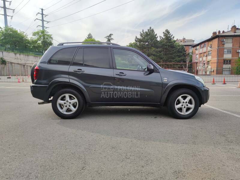 Toyota RAV 4 2.0 D4D
