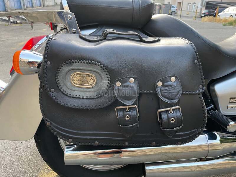 Honda SHADOW VT400