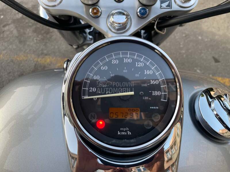 Honda SHADOW VT400
