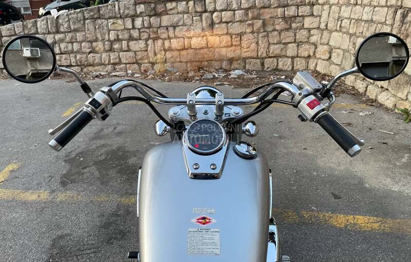 Honda SHADOW VT400