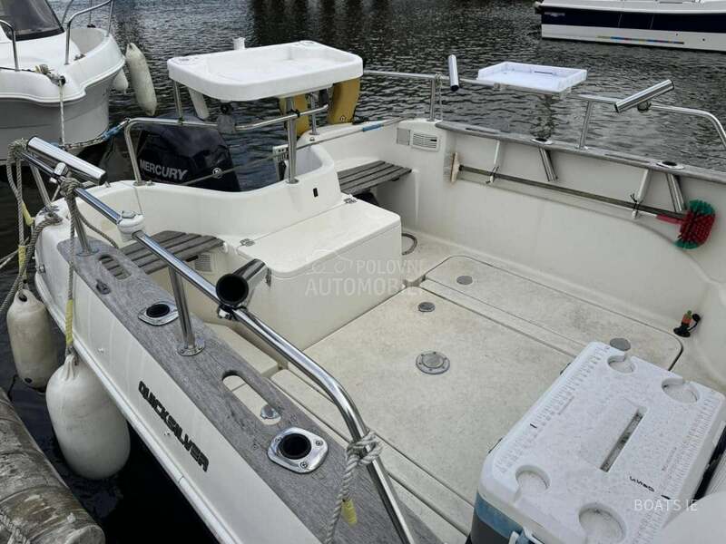 Quicksilver 640 Pilothouse