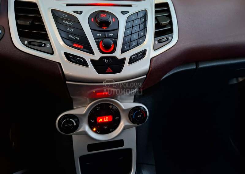Ford Fiesta 1.2Exttra oprema