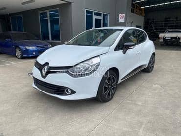 Renault Clio -  kompletan auto u delovima