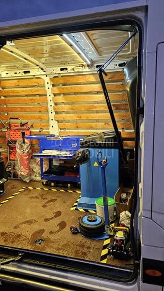 Opel Movano Maxi mobilni vulkanizer