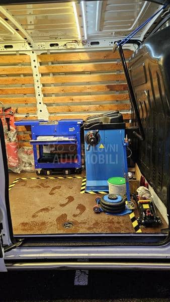 Opel Movano Maxi mobilni vulkanizer