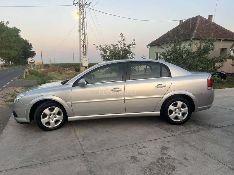 Opel Vectra C 1.9cdti...DOBRA