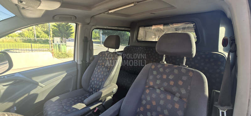 Mercedes Benz Vito mixto 111