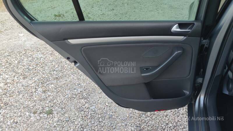 Volkswagen Golf 5 /EDITION/4 MOTION/8v