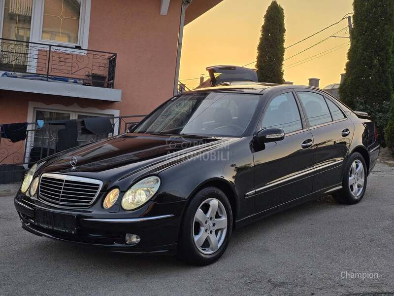 Mercedes Benz E 220 AVANTGARDE PAN0RAMA