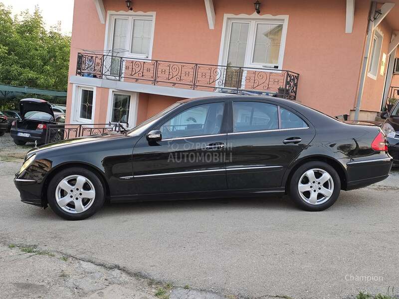 Mercedes Benz E 220 AVANTGARDE PAN0RAMA