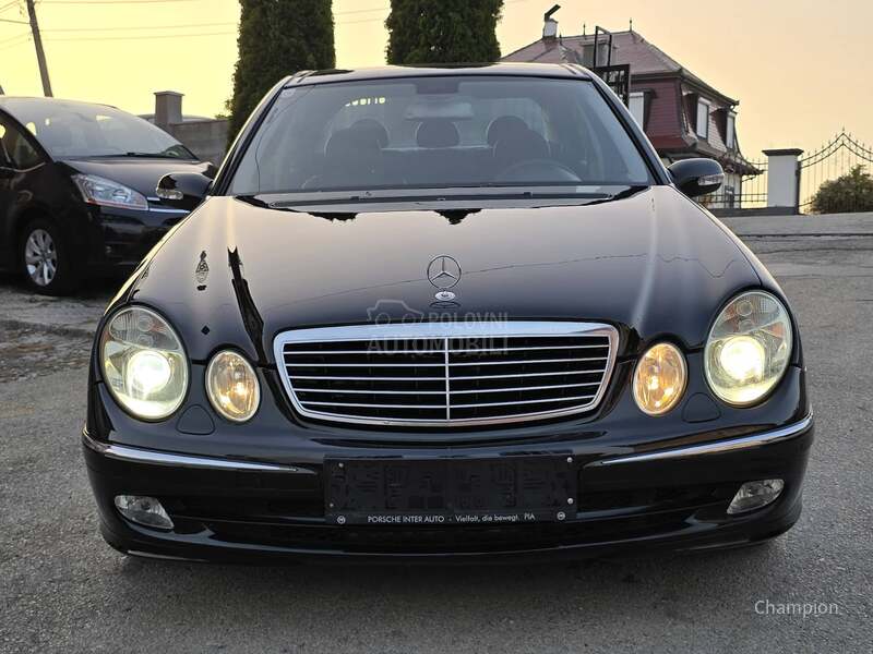 Mercedes Benz E 220 AVANTGARDE PAN0RAMA